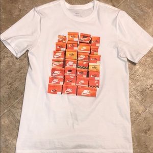 NIKE TEE MENS MEDIUM